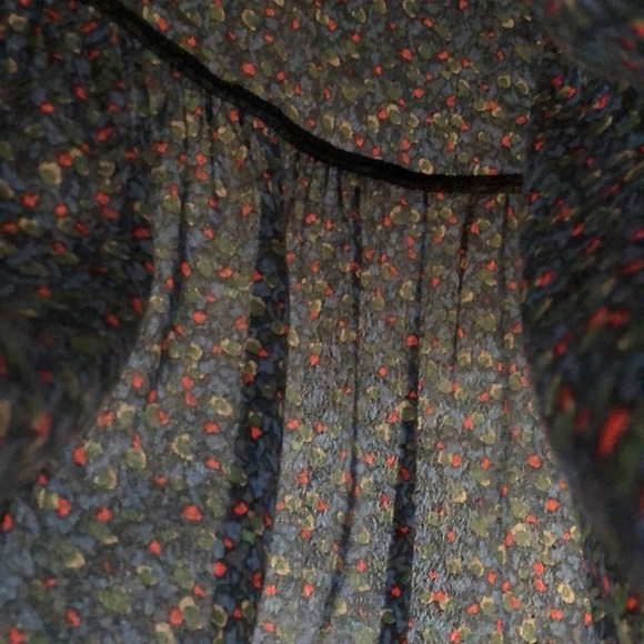 Zara floral dress (M) - Picture 7 of 7